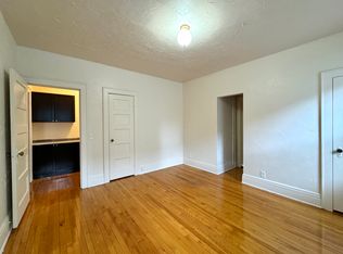 1917 Emerson Ave S APT 103, Minneapolis, MN 55403