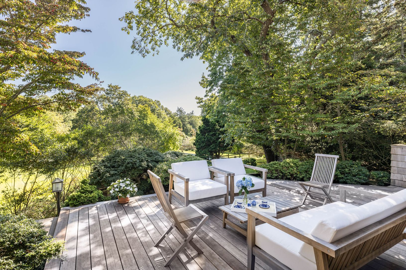  Front deck