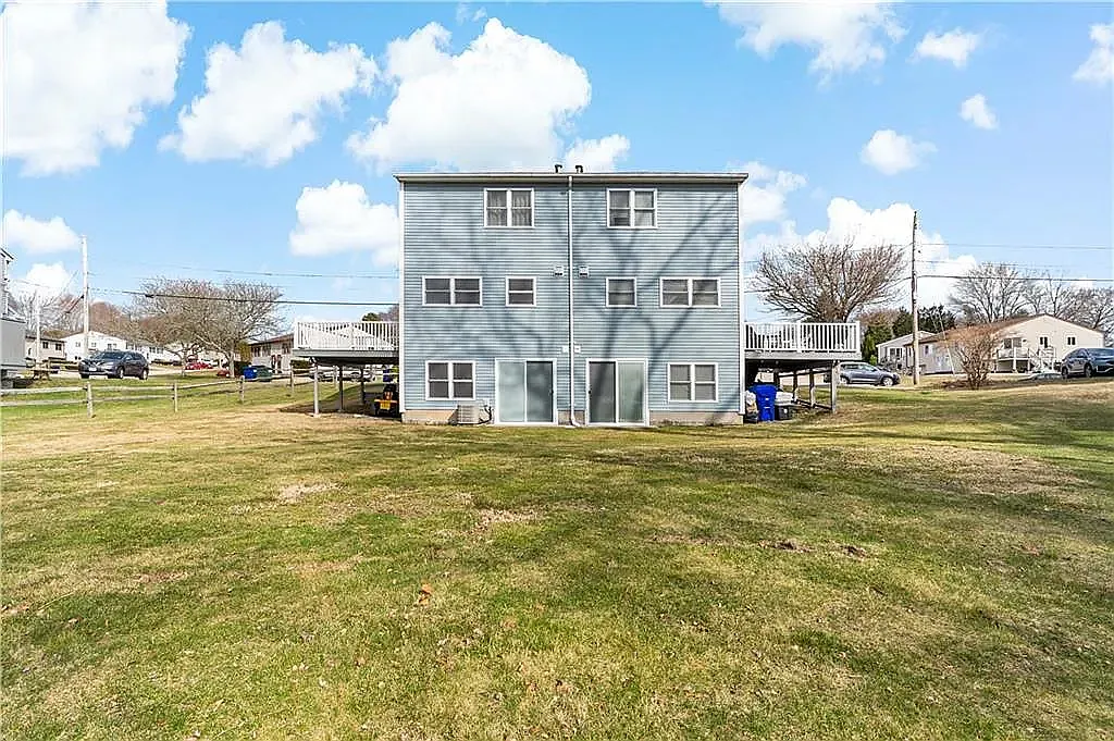 2 bed, 1.5 bath, 1105 sqft, $2,250 — Photo 4