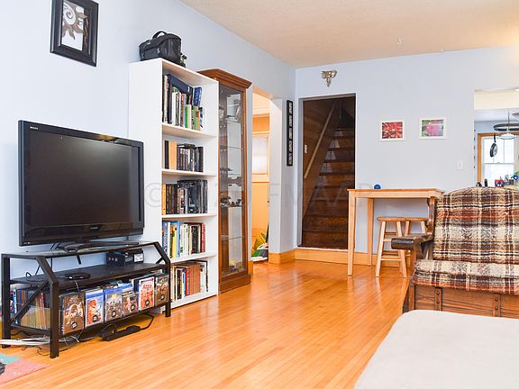 4th image of 315 Dudrey Ct