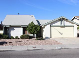 7040 Mountain Moss Dr, Las Vegas, NV 89147