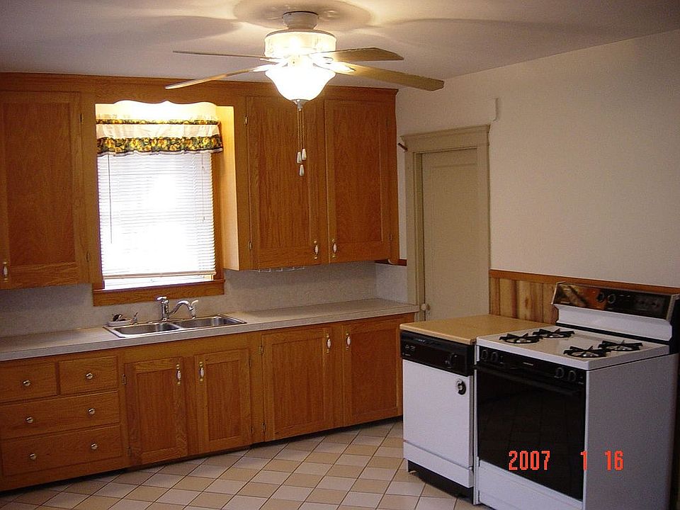 2nd image of 56 Garden St