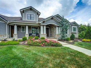 4720 NW Canyon Cir, Lees Summit, MO 64064