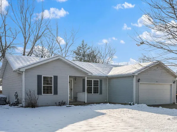 321 Mary Ann Dr, Somonauk, IL 60552