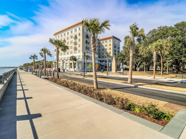 1 King St APT 704, Charleston, SC 29401