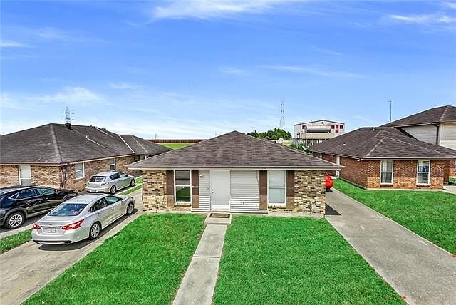 1st image of 9109 Amour Dr