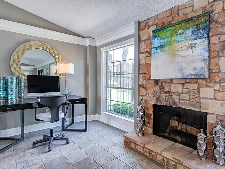 Villas At Waterchase — Photo 19