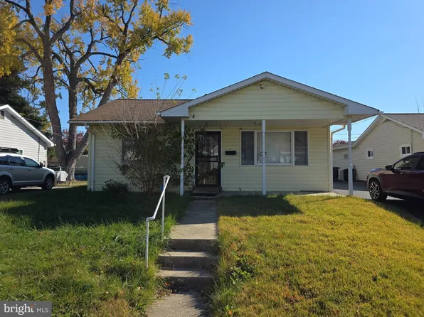 17 Propeller Dr, Baltimore, MD 21220