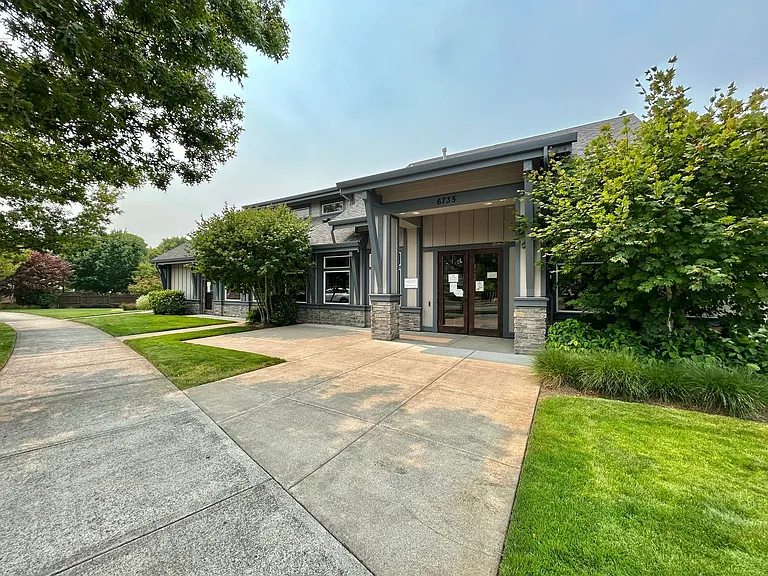 7211 NW Eleanor Ave — Photo 64