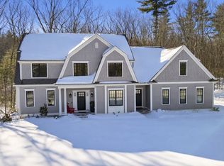 82 Chestnut Ln, Carlisle, MA 01741