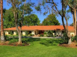 30712 Sunset Dr, Redlands, CA 92373