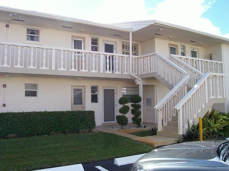1st image of 2212 NE 1st Way APT 103