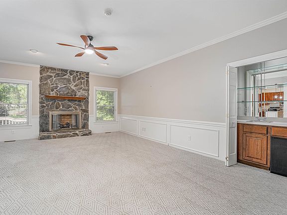 5th image of 573 Wateroak Trl