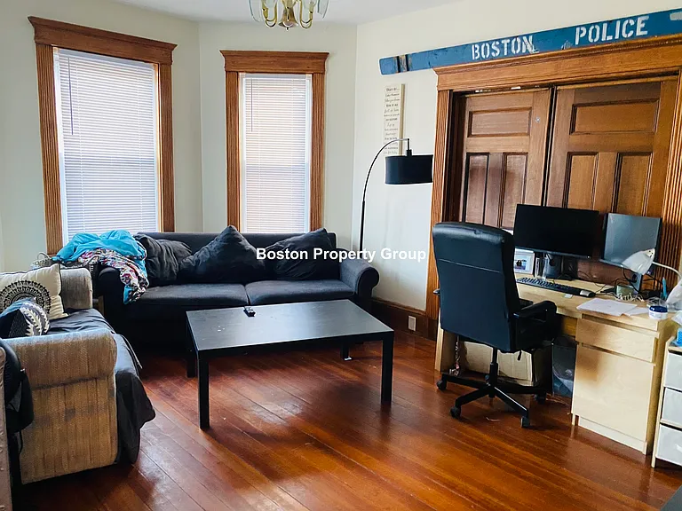 109 Calumet St #2 — Photo 1