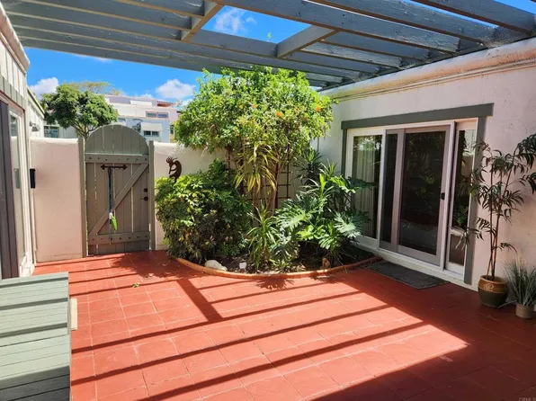 3621 Vista Campana S Unit 16, Oceanside, CA 92057