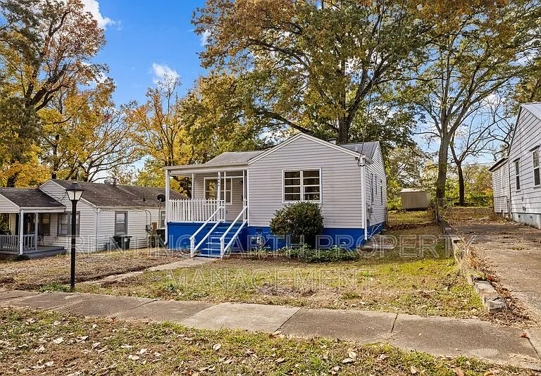 7404 Paris Ave — Photo 2