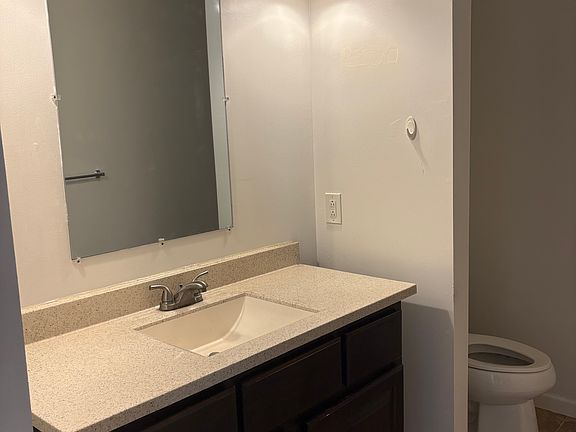 3rd image of 419 Rankin St