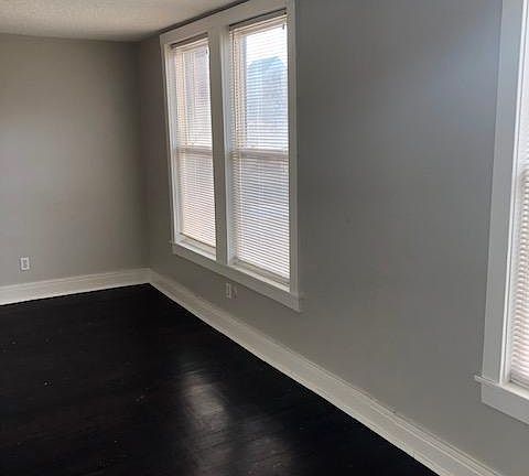 3rd image of 290 S Elmwood Ave APT 1