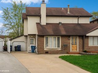4525 W 89th St, Hometown, IL
