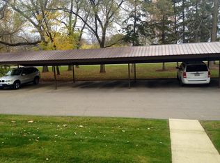 5881 Shadow Lake Cir, Columbus, OH 43235