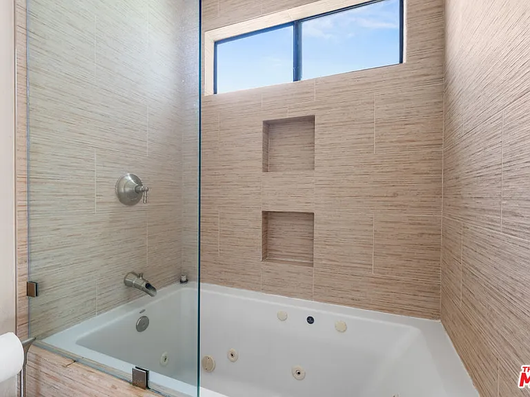 3113 Thatcher Ave — Photo 27