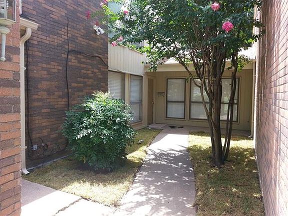 4th image of 1602 El Camino Real