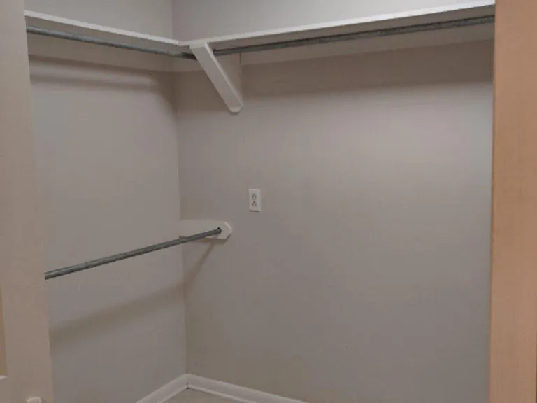 223 Woodbine Dr — Photo 24