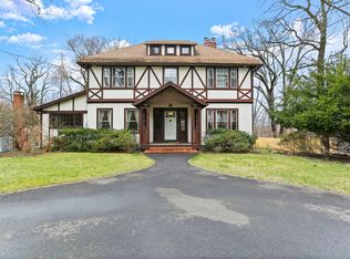 18 Leonard Ave, Riverside, CT 06878