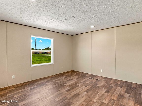 4th image of 96 Grace Ln