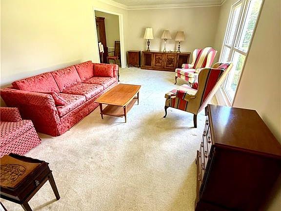 2nd image of 465 Pine Forest Dr