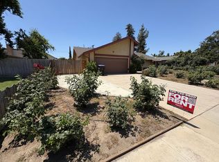 1317 S Spruce St, Visalia, CA 93292