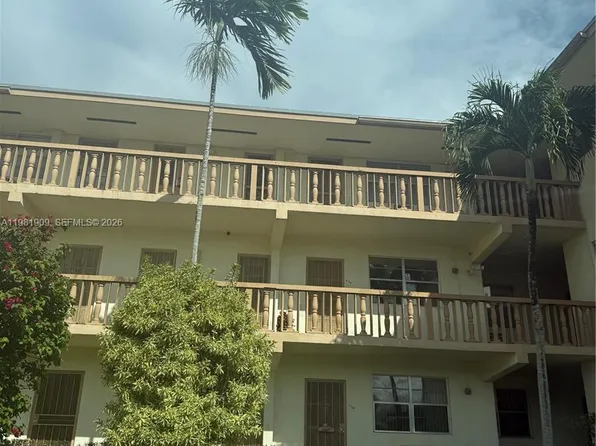 16701 NE 13th Ave APT 214, Miami, FL 33162