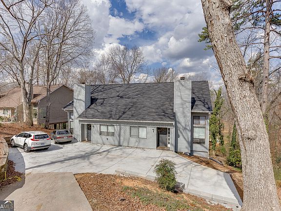 5th image of 3932 Darryl Ln