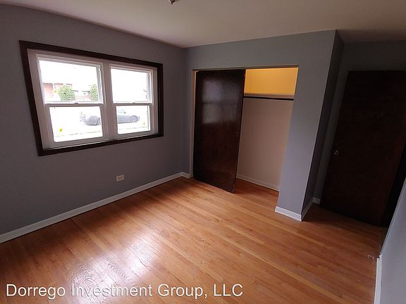 5th image of 371 Yates Ave APT 4