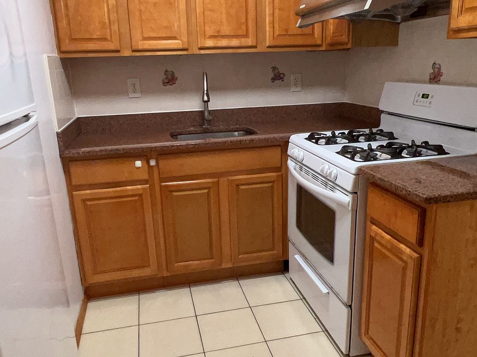 1st image of 144-40 25th Dr #1
