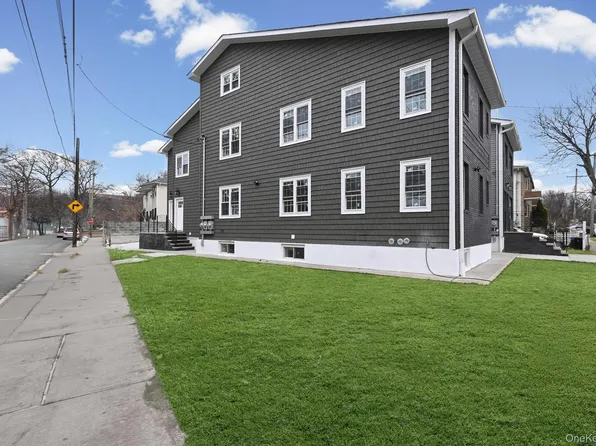 118-11 Lakeview Boulevard, Jamaica South, NY 11434