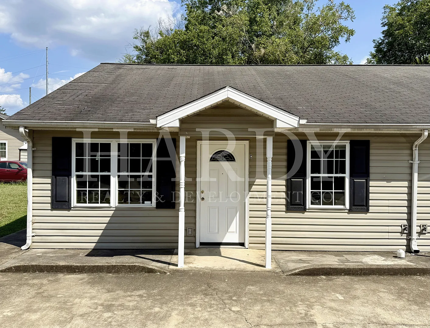 1108 Avenue B & 385 Woods Rd Lot 5 — Photo 1