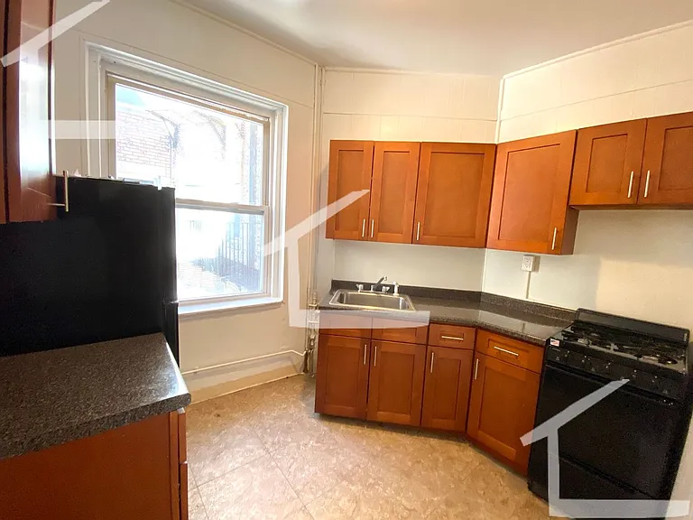 15 Walbridge St #5 — Photo 3