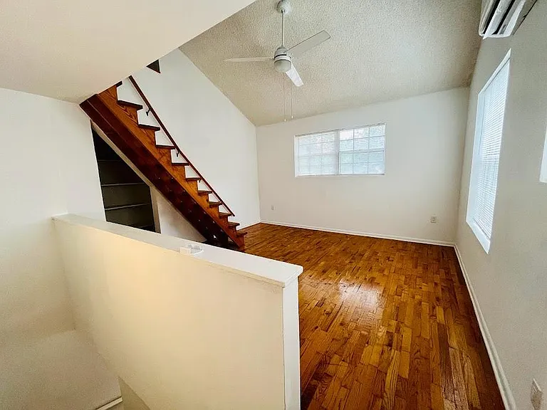 2573 Trapp Ave #B — Photo 21