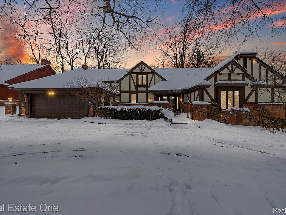 1st image of 3095 Bloomfield Park Dr