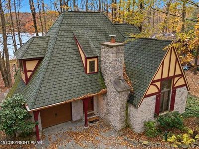 105 Birch Ledge Rd, Canadensis, PA, 18325