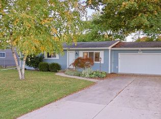 5431 Willowbrook Dr, Saginaw, MI