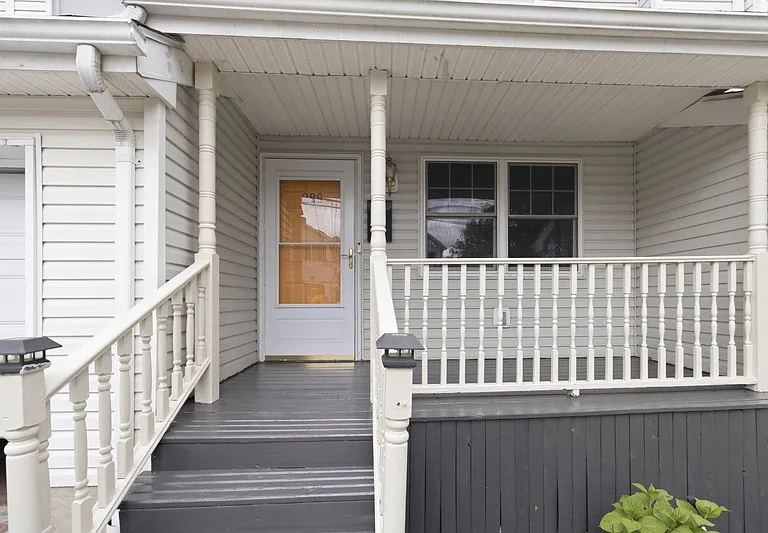 289 Muhammad Ali Ave — Photo 2