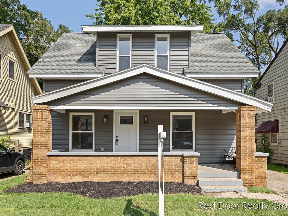 1st image of 1111 Dickinson St SE