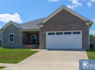 306 Turner Ct, Vine Grove, KY 40175