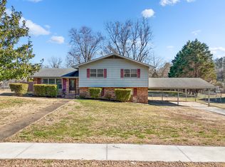 107 Hamel Dr, Chickamauga, GA 30707