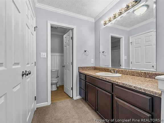 5th image of 504 Aquinas Ave