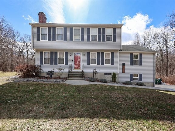 2nd image of 40 Emilia Dr