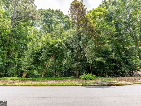 8175 Habersham Waters Road, Sandy Springs, GA 30350