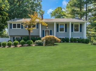 1320 Tullo Rd, Martinsville, NJ 08836